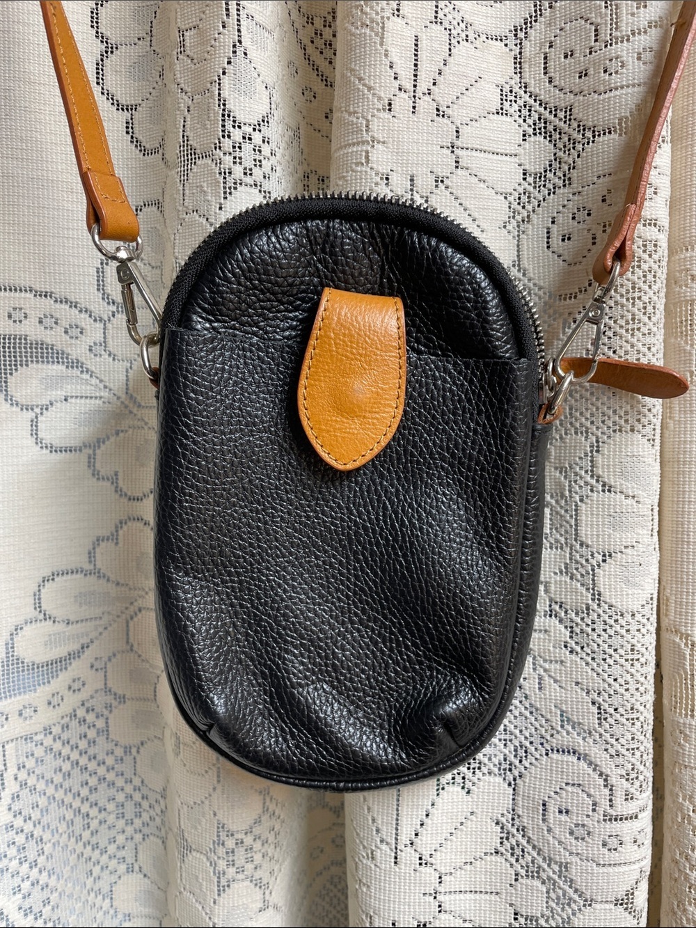 Divina Firenze Crossbody Cell Phone Bag genuine leather made in Italy
